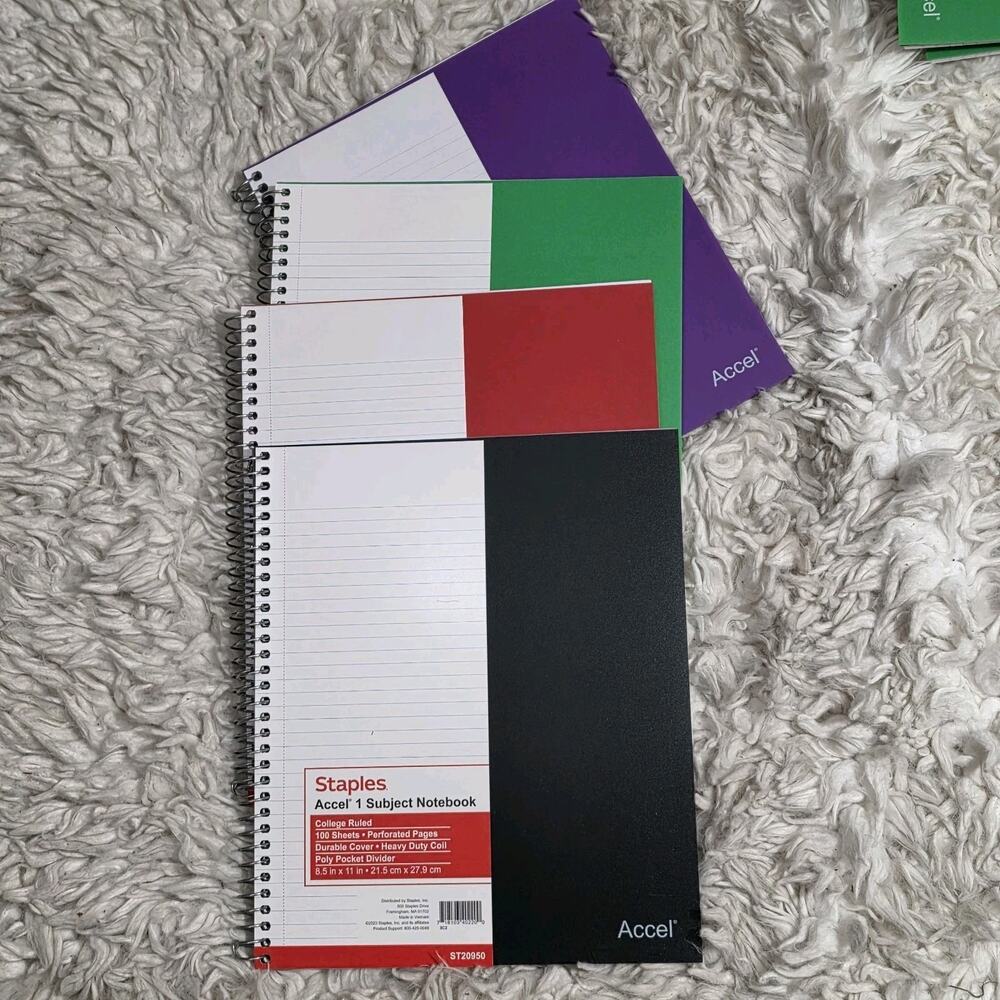 Staples Accel 1 Subject 1 Divider College Ruled Notebook,100 Sheets 4 Total